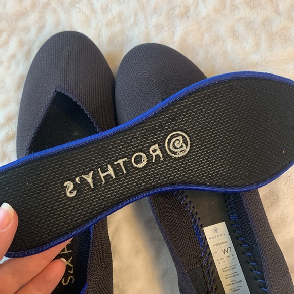 Rothy's The Flat in Navy Size 7 - Picture 11 of 12